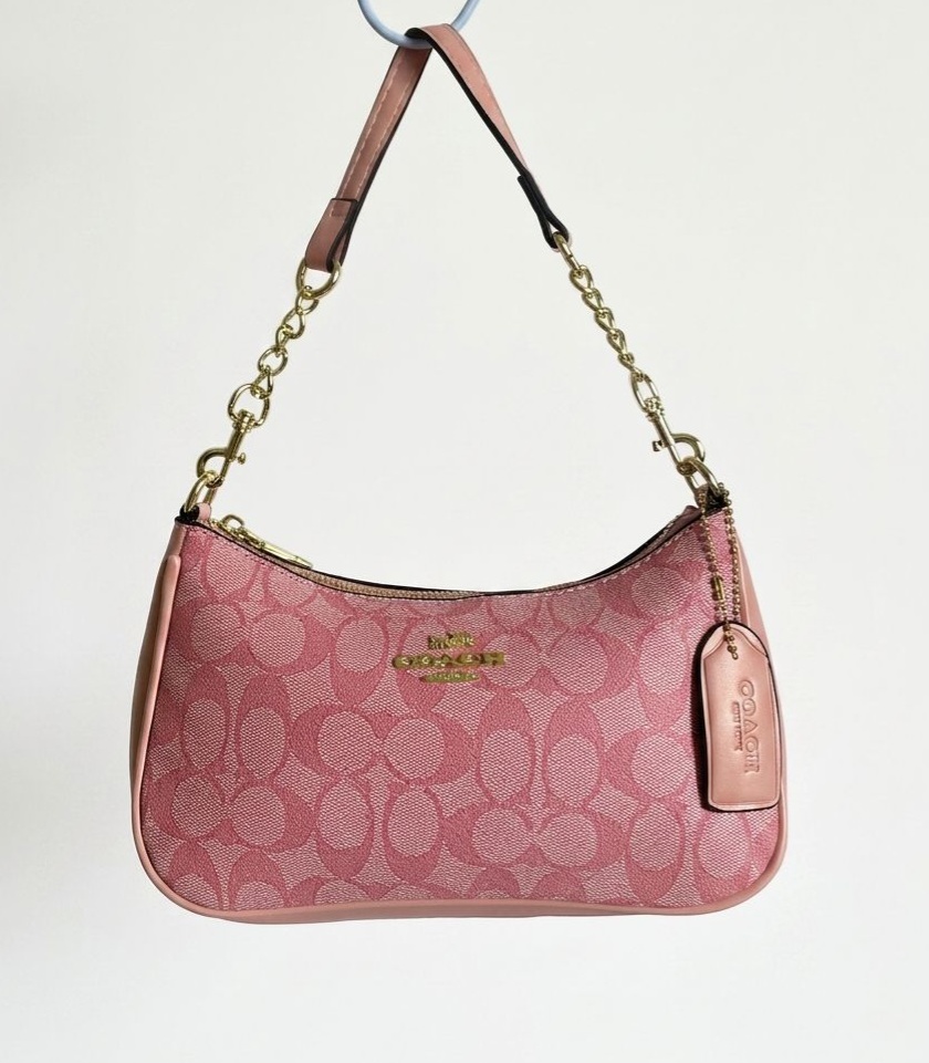 Pink Coach Teri 