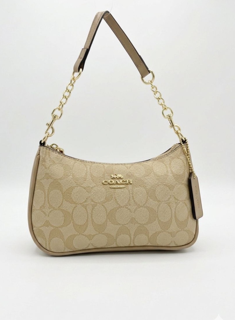 Khaki Coach Teri 